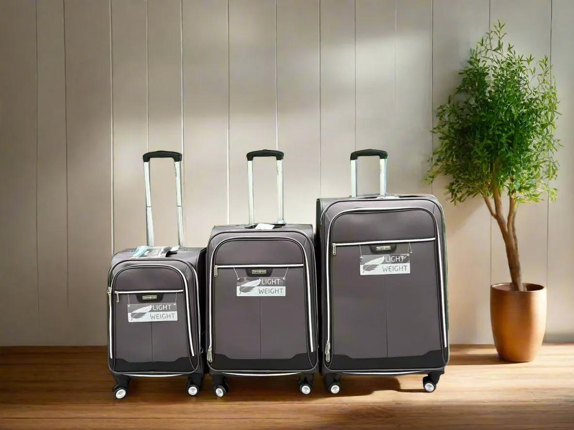 The Urban Glide | Secure Softside Spinner